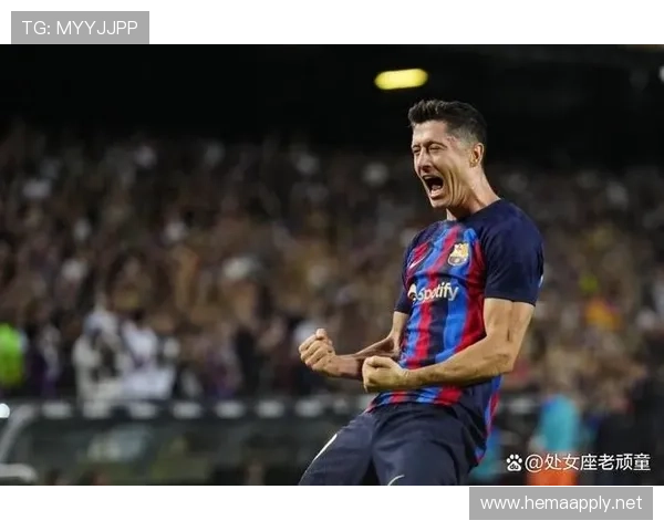 莱万多夫斯基多特蒙德时期巅峰表现回顾：状态火爆效率惊人