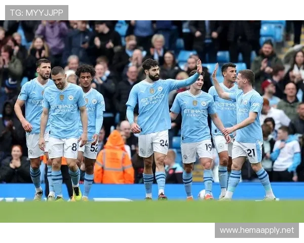 曼城王朝地位能否延续，近期表现波动已对英超争冠形势产生影响