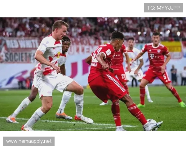 穆西亚拉：德甲冠军与德国超级杯冠军的荣誉积累