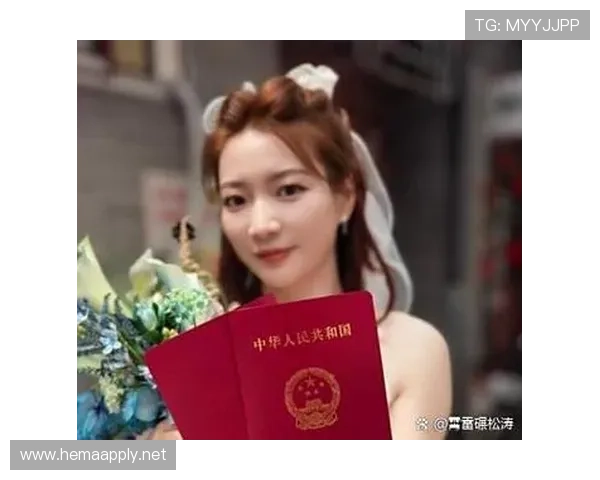 黄雅琼比赛间隙自拍狂刷屏，看着和比赛判若两人啊